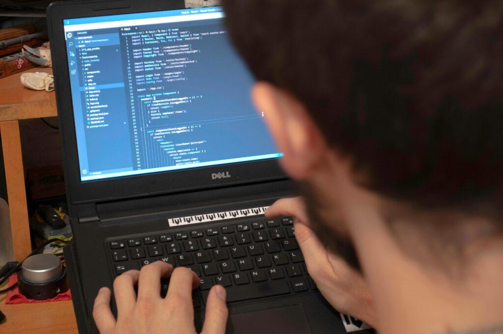 App-Entwicklung am Laptop